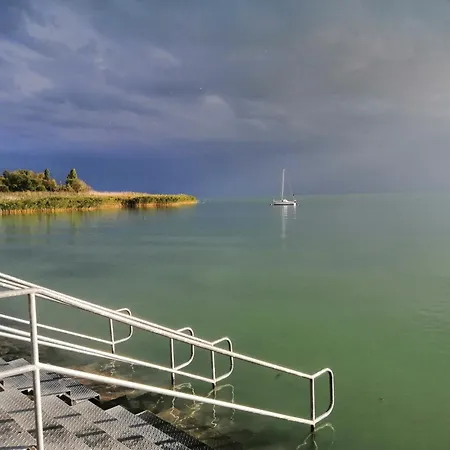 Napsugar Haz Apartment Balatonfuzfo